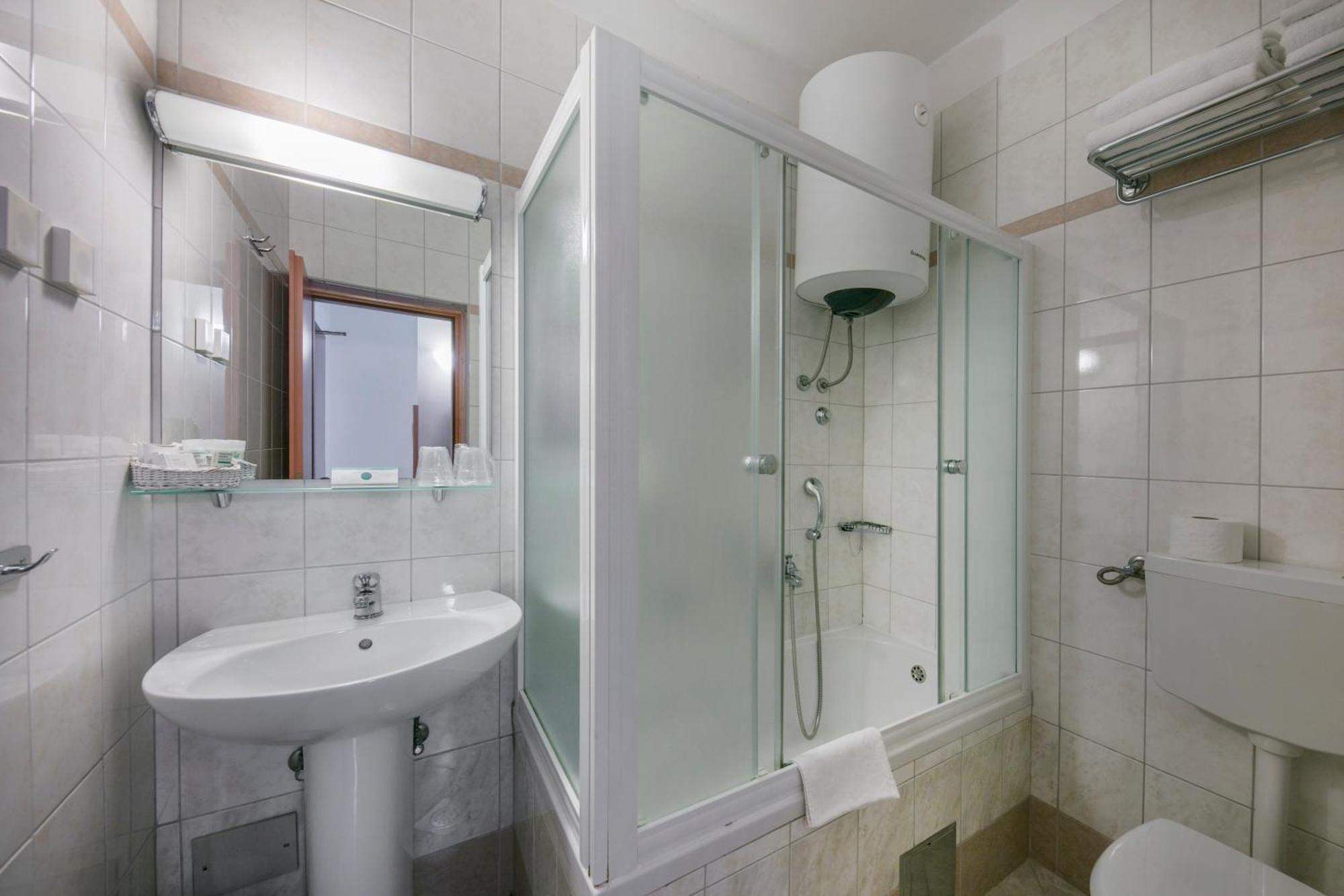 Apartments Punta Veli Lošinj Quarto foto