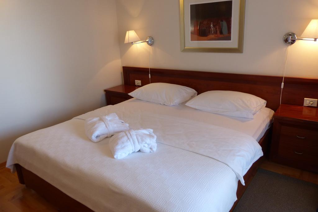 Apartments Punta Veli Lošinj Quarto foto