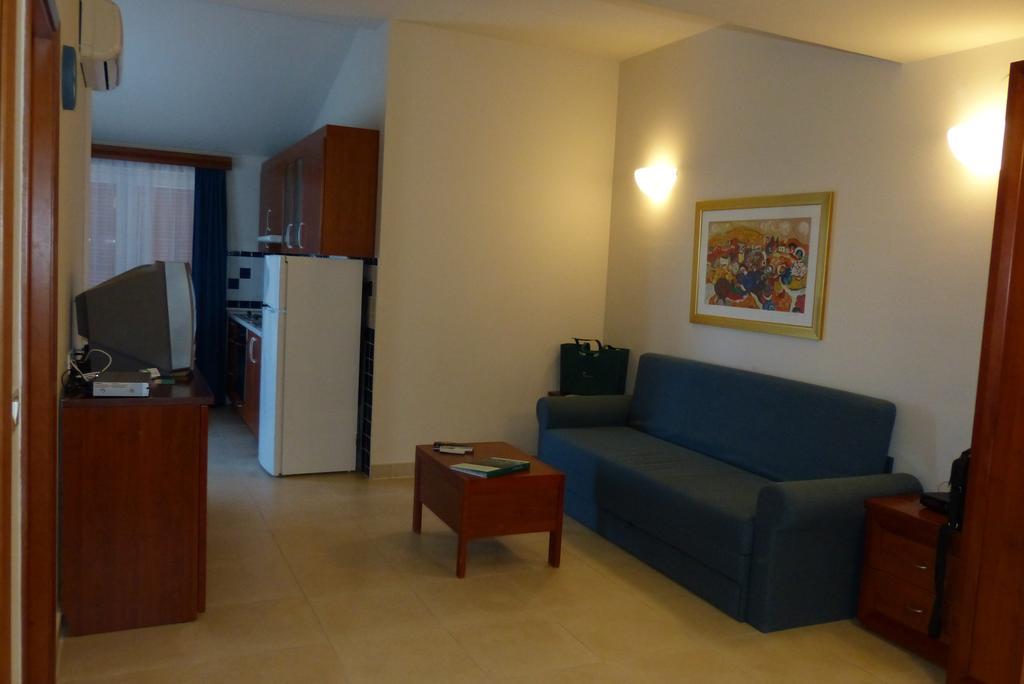 Apartments Punta Veli Lošinj Quarto foto
