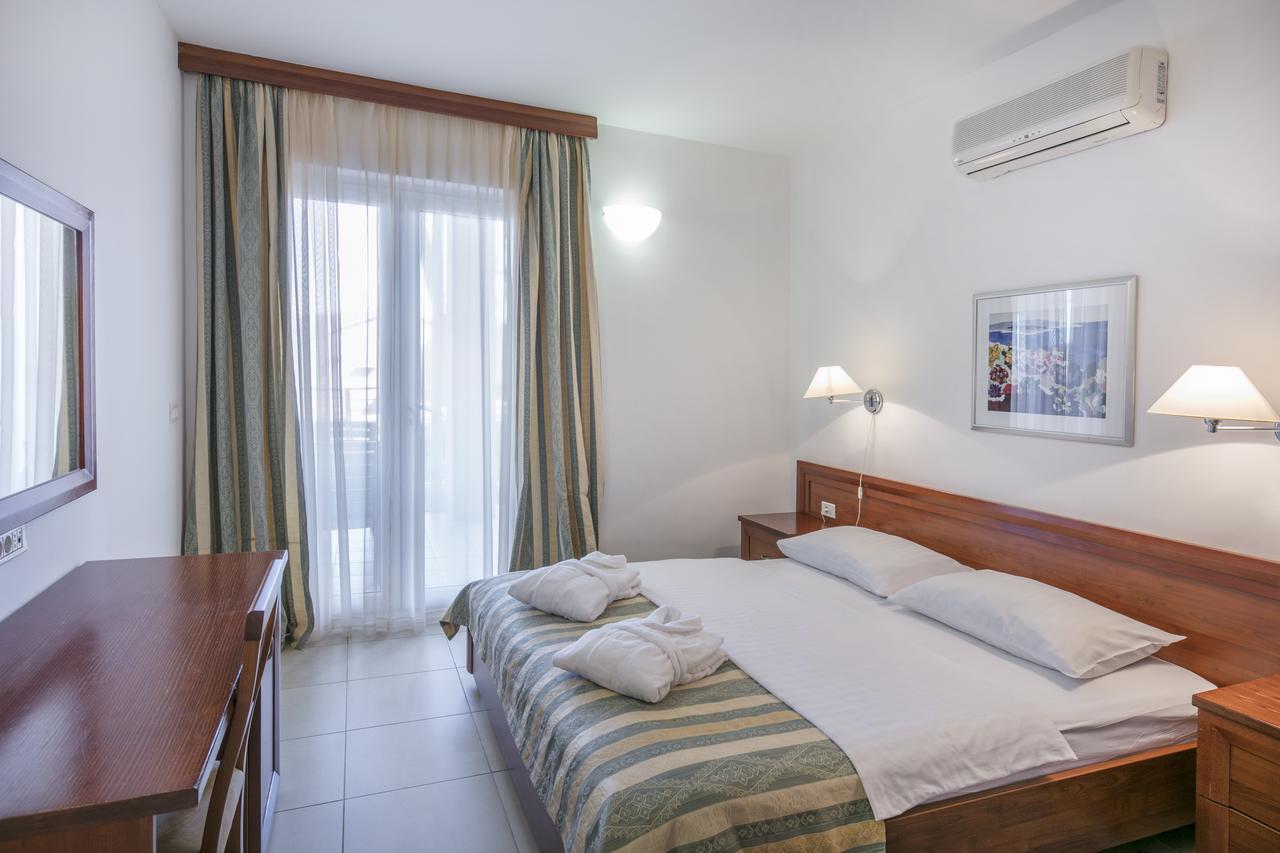 Apartments Punta Veli Lošinj Quarto foto